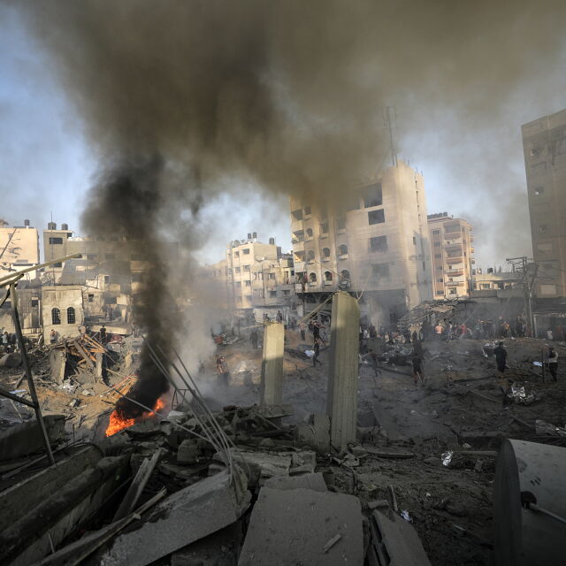Северната част на Газа след израелските въздушни удари (САТЕЛИТНИ СНИМКИ ПРЕДИ И СЛЕД)
