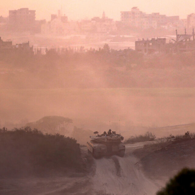 Израелските военни са в Газа (ВИДЕО и СНИМКИ)