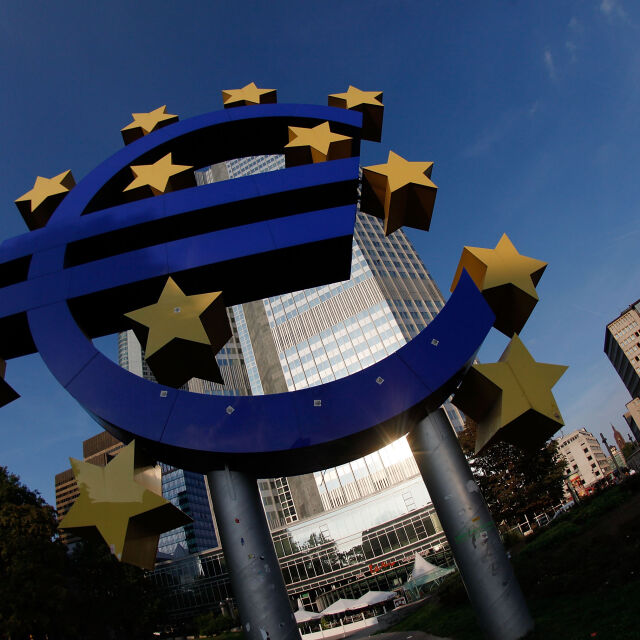 Курсът на еврото се понижава след изборите в Гърция 