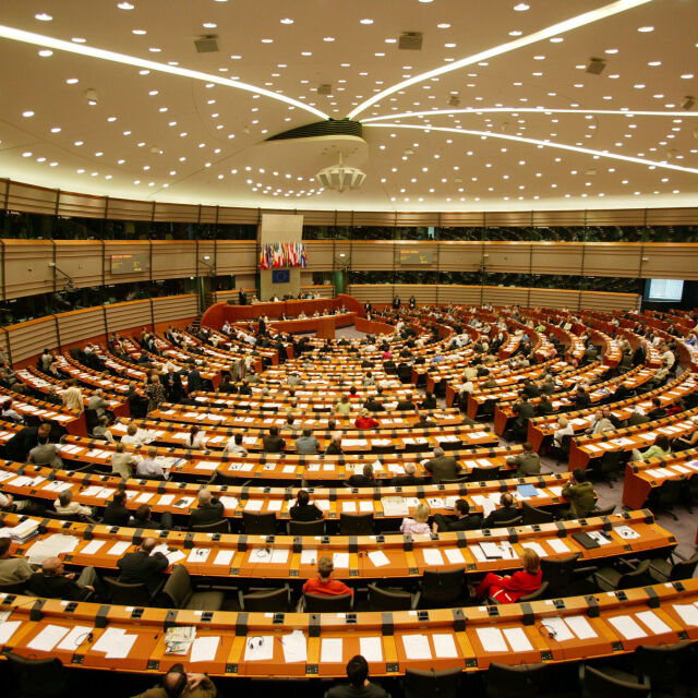 Евродепутатите ще разгледат поправки в проекторезолюцията за България