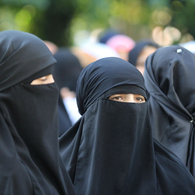 Забраната на мюсюлманското облекло щяла да доведе до "ответна реакция"