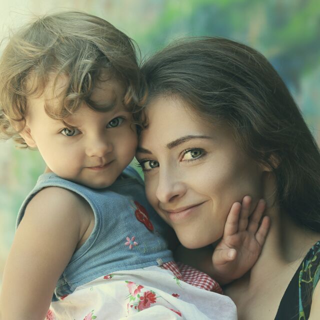 4 забранени теми при разговор със самотни майки