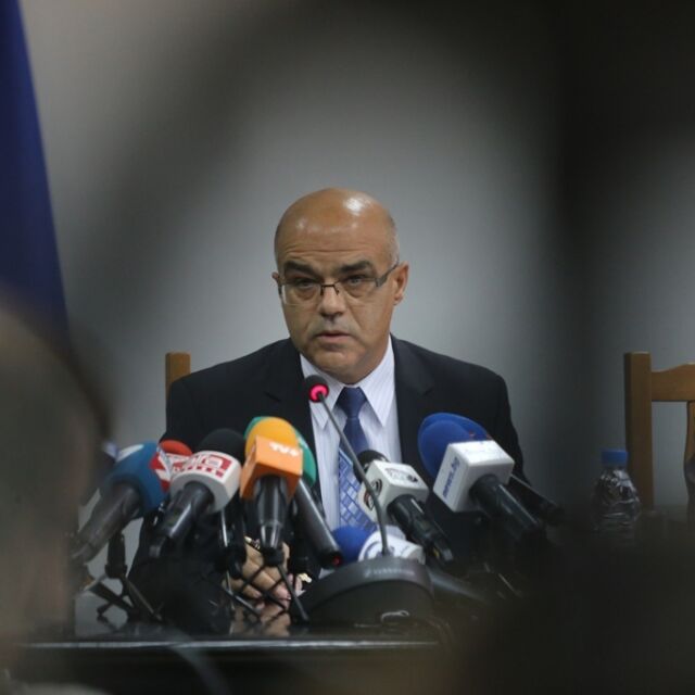 Военният министър не прие оставката на Йордан Бакалов 