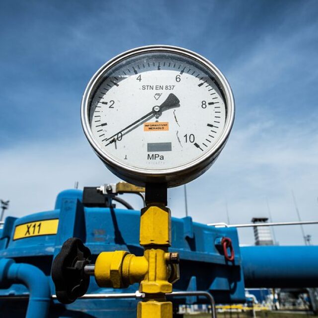 „Газпром” е спрял подаването на газ за „Овергаз” през нощта