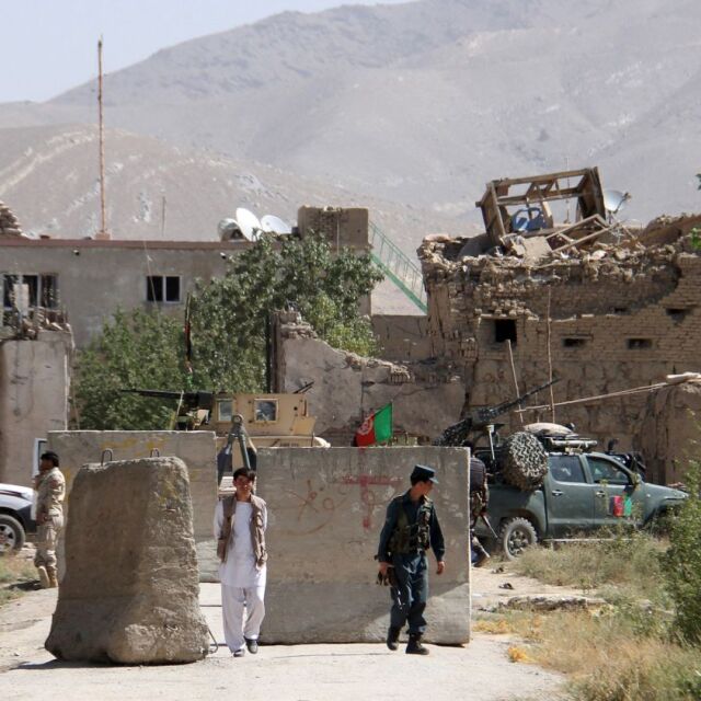 Талибаните превзеха изцяло северния афганистански град Кундуз