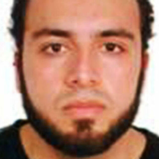 ФБР издирва 28-годишен афганистанец за взрива в Манхатън
