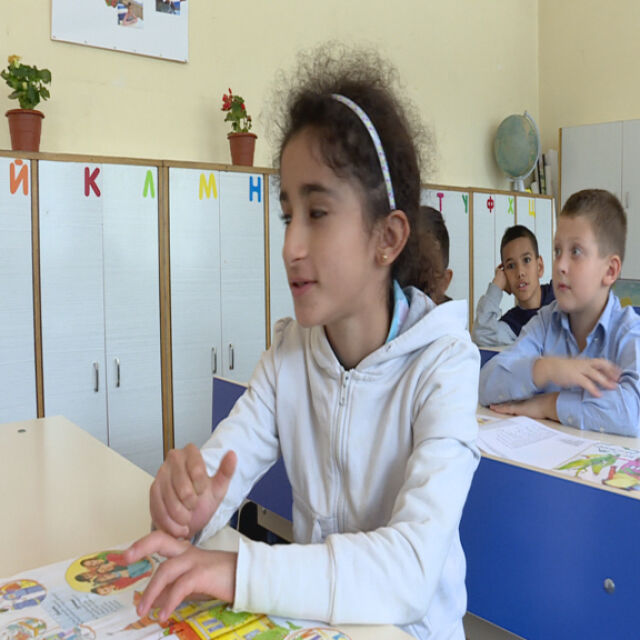 Едва 92 деца бежанци са записани в българските училища