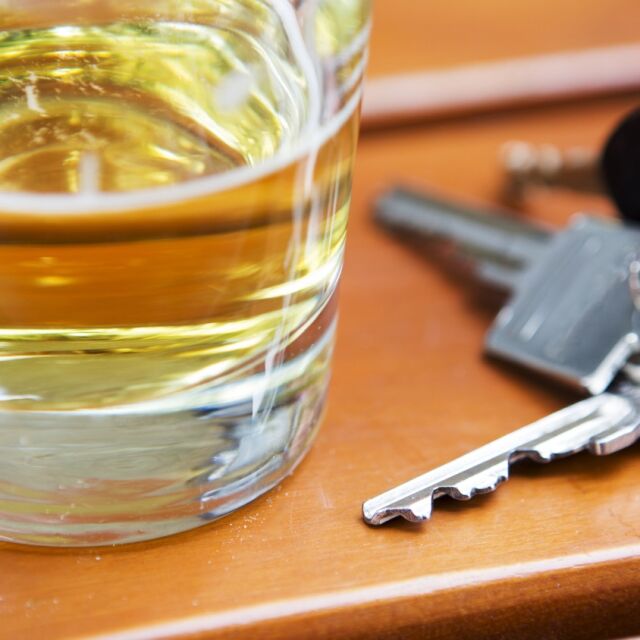 „Тренд“: Близо една пета от българите са се возили при шофьор, употребил алкохол