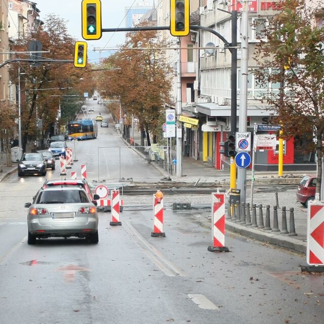 Столичната община поиска да довърши бул. „Ал. Дондуков” с асфалт  
