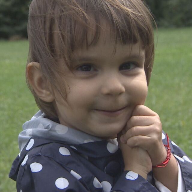 3-годишната Никол, пребита от акушерката Ковачева, е отключила епилепсия