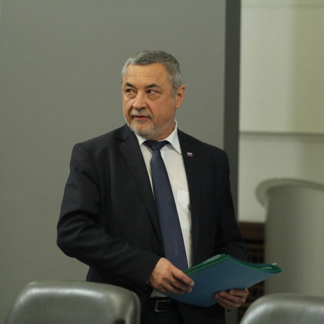 ДПС искат оставка на кабинет „Борисов 3”, ако не отстранят Валери Симеонов