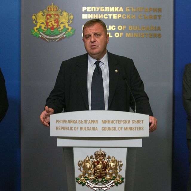 Патриотите искат позиция на кабинета в подкрепа на Унгария 