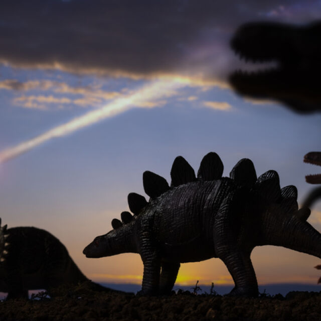 Астероидът, убил динозаврите, ударил Земята със силата на 10 млрд. атомни бомби