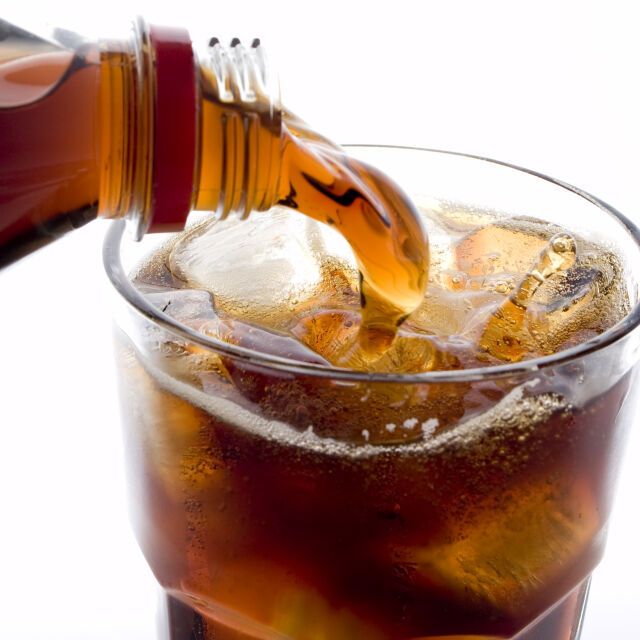Няма значение дали диетични или със захар - ново проучване свързва всички безалкохолни напитки с ранна смърт