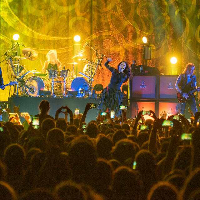 " Evanescence" изнесоха първи самостоятелен концерт в България (ГАЛЕРИЯ)