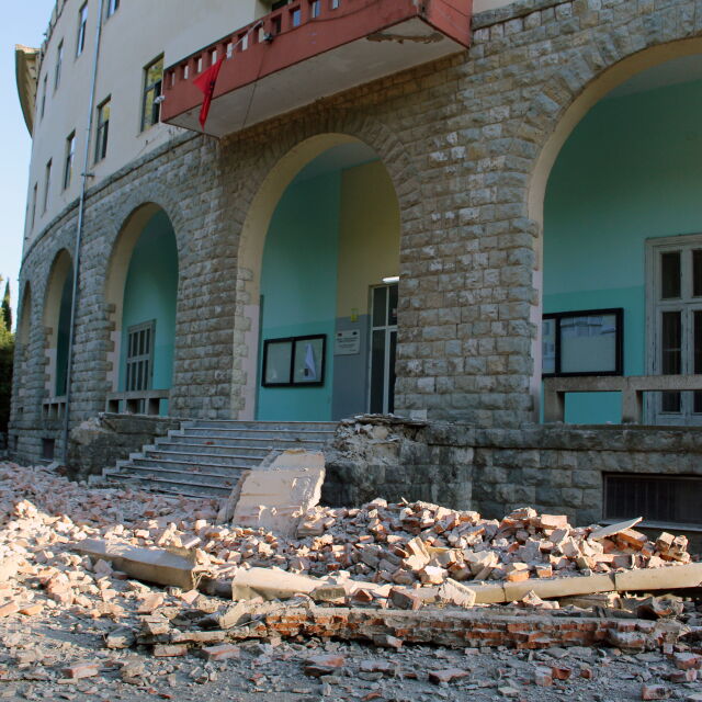 Земетресение с магнитуд 5,6  в Албания (ВИДЕО)