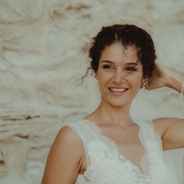 Алекс Кръстева за сватбения си ден: За нас това не беше просто сватба, а празник на любовта 