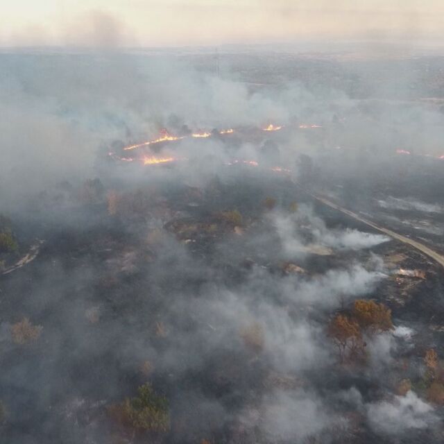 Военни ще се включат този вторник в гасенето на новите пожари в Хасковско