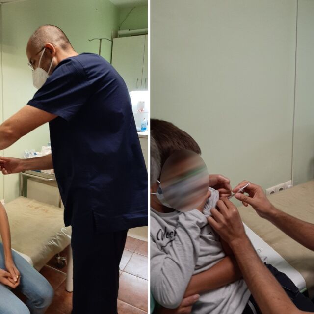 Личен пример: Български лекар показа в мрежата как ваксинира деца си срещу COVID-19
