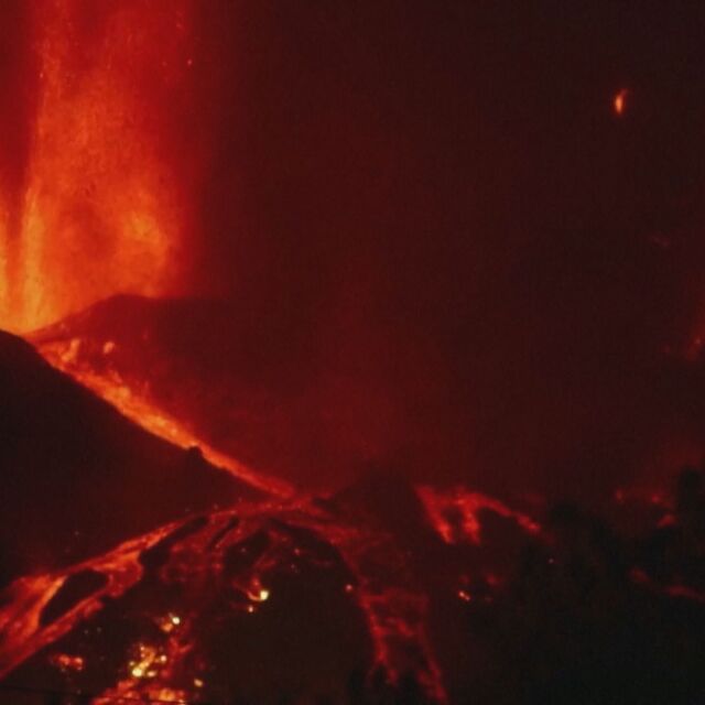 Изригнал вулкан евакуира хиляди от Канарските острови (ВИДЕО)