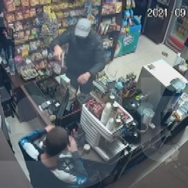 Въоръжен ограби магазин в Елин Пелин (ВИДЕО)
