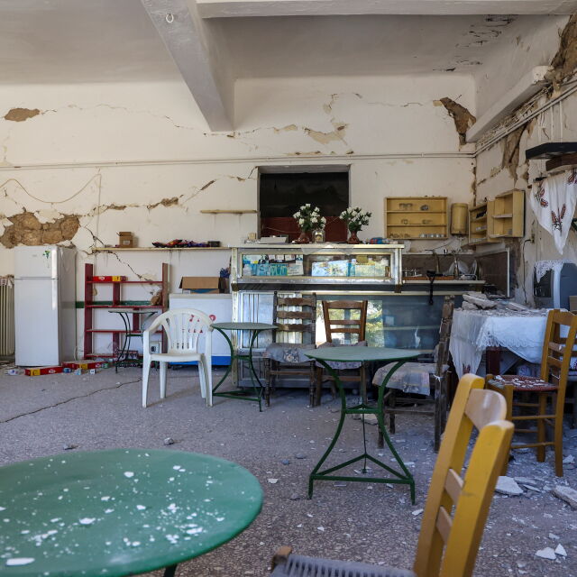 Ново силно земетресение на Крит изкара хората навън 