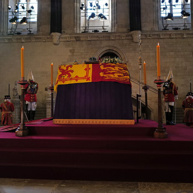 Рекордните 4,1 млрд. зрители: Погребението на Елизабет II - най-гледаното събитие в света