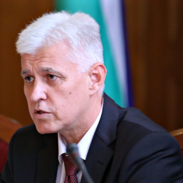 Министърът на отбраната: България ще подкрепи нови санкции за Русия
