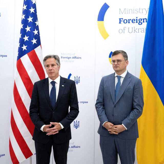 Дмитро Кулеба: Киев никога няма да призове за разполагане на американски войски в Украйна