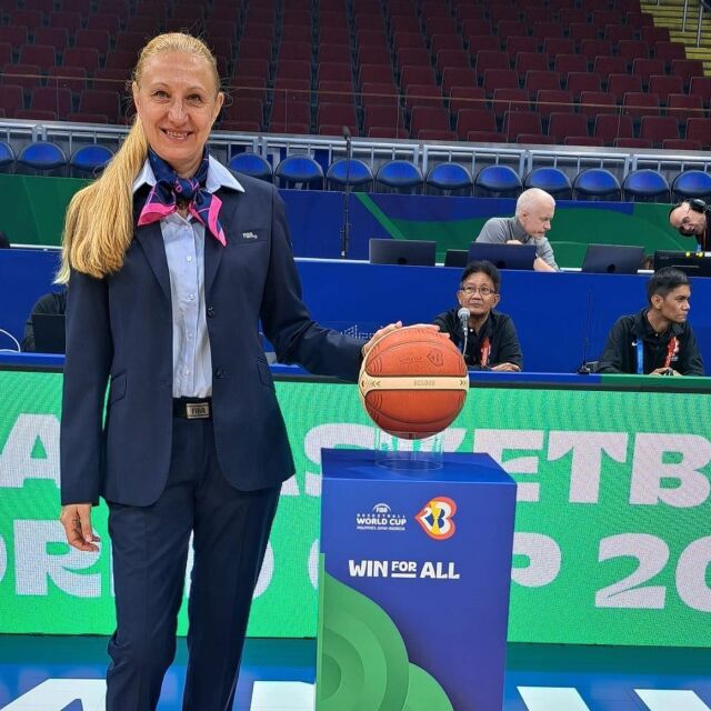Коя е българката, на която повериха финала на световното по баскетбол? (СНИМКИ И ВИДЕО)