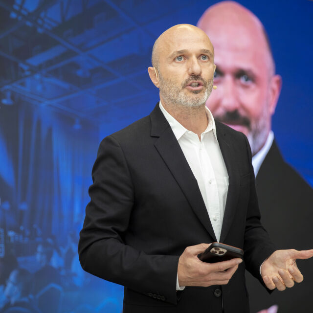  Георги Тошев е преподавател на Bulgaria Wants You във Виена 