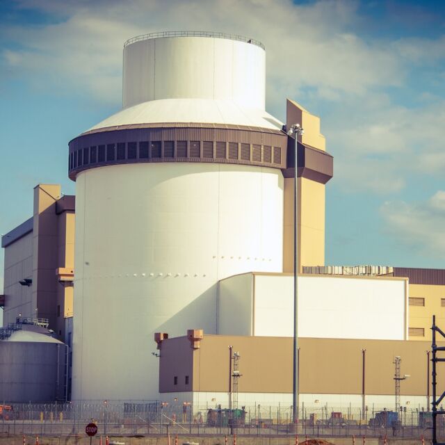"Уестингхаус" ще проектира първата атомна електроцентрала в Полша