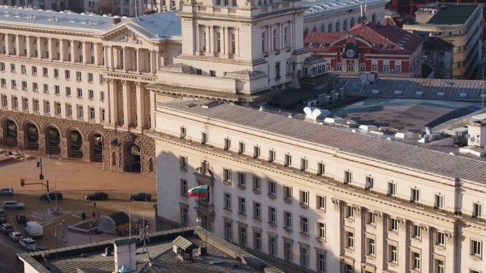 Помощта за Украйна: Нов сблъсък между президентството и правителството (ОБЗОР)