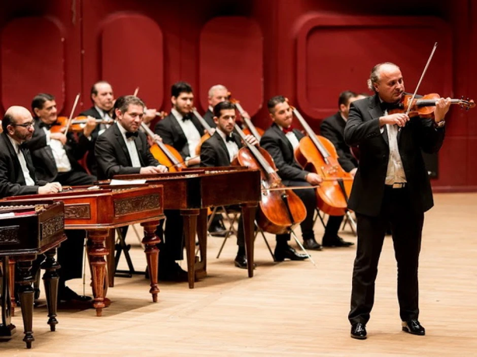 Ромският оркестър от Будапеща „100-те цигулки“ с нов виртуозен концерт в България