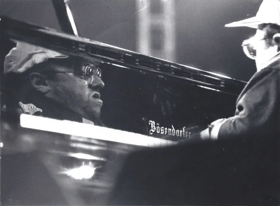 Джо Ловано участва в концерт, посветен на големия френски пианист Мишел Петручани