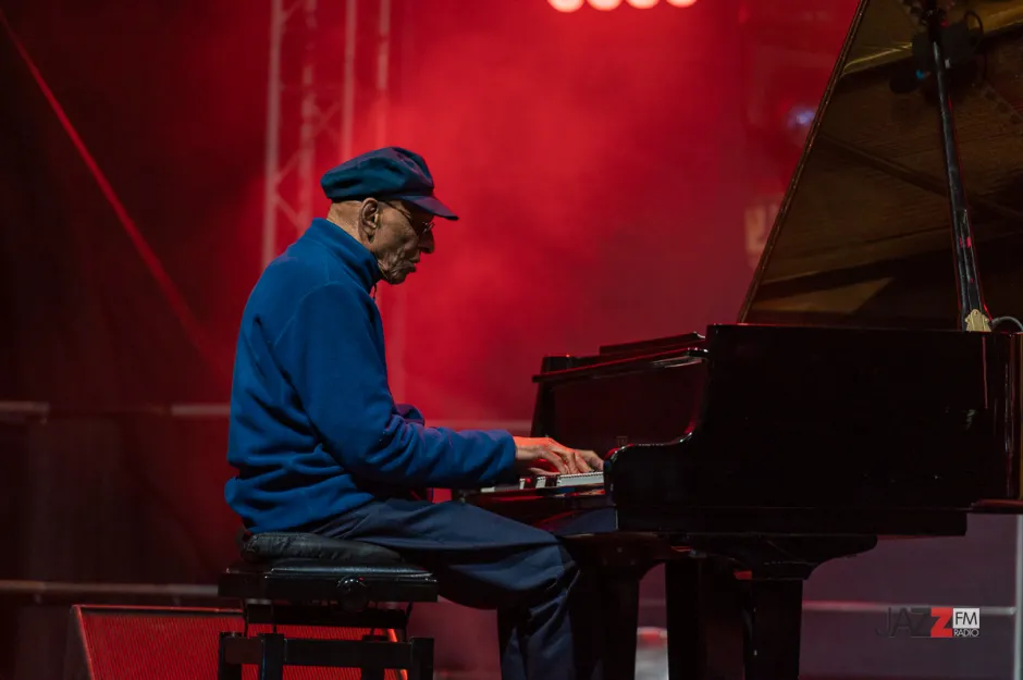Музиката е призвание доживот за 85-годишния Кърк Лайтси, които ни представи великолепието на джаза в целия му блясък на Bansko Jazz Festival