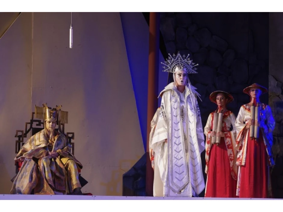 Операта „Турандот“, копродукция на Варненска опера и „ПармаОперАрт“, гледаме с блестящи солисти на 9 март в НДК