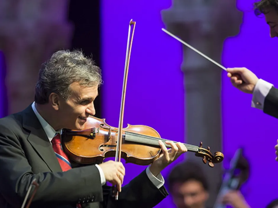 Носителят на „Грами“ Гил Шахам с майсторски клас в Консерваторията преди концерта си с Оркестъра на Класик ФМ