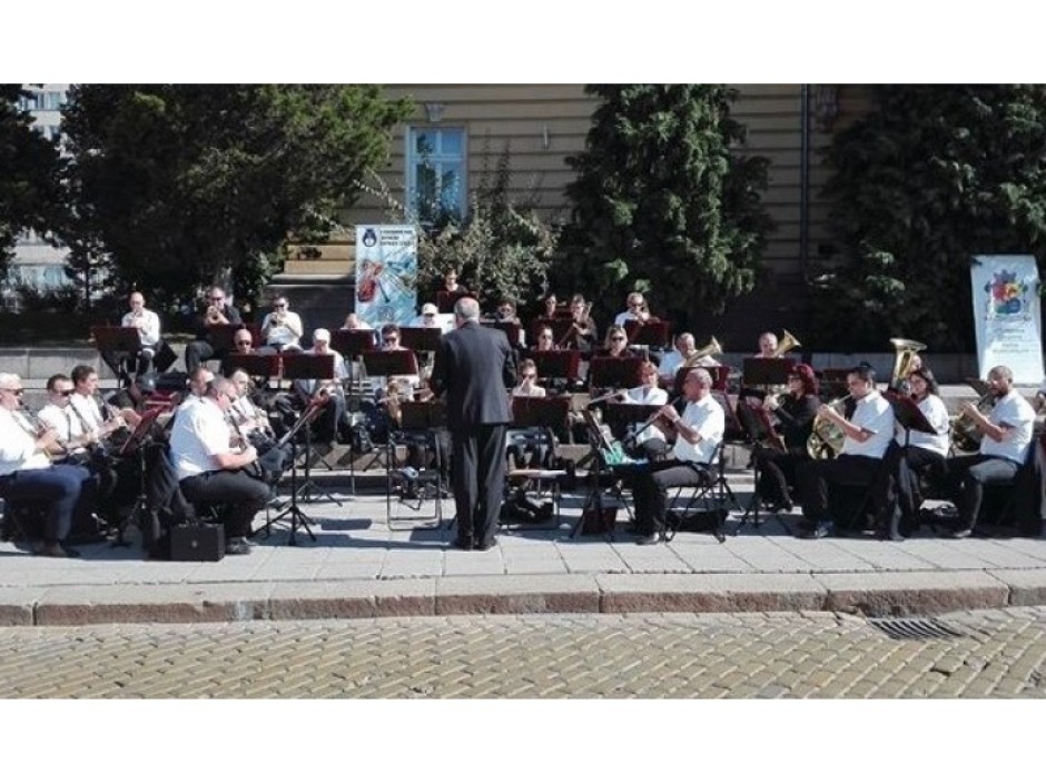 Софийският духов оркестър свири оперна и филмова музика, теми от мюзикъли и хитове на АББА в „Остров на музиката“