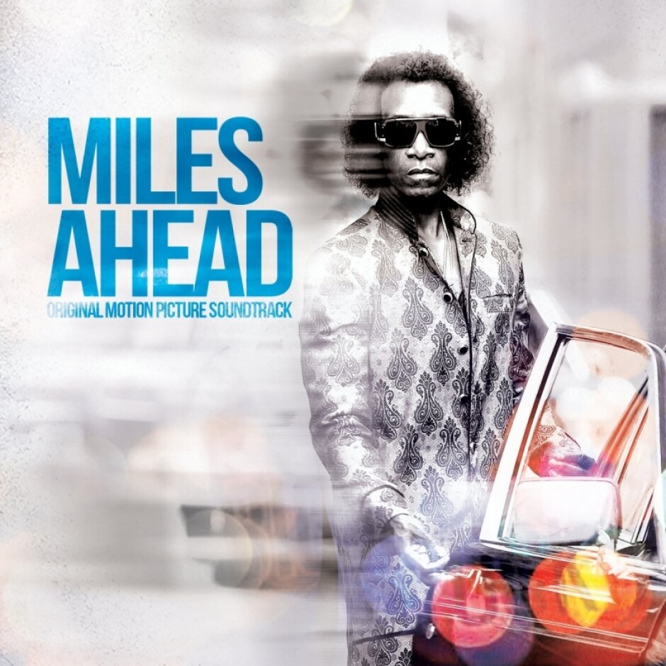 Вярата на Майлс Дейвис за джаза като социална музика илюстрира албумът Miles Ahead с изпълненията от едноименния филм