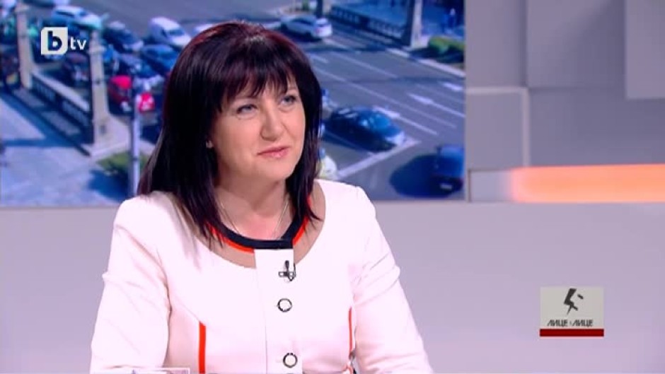 Цвета Караянчева: Партия "Атака" са били на собствени разноски при пътуването си в Крим
