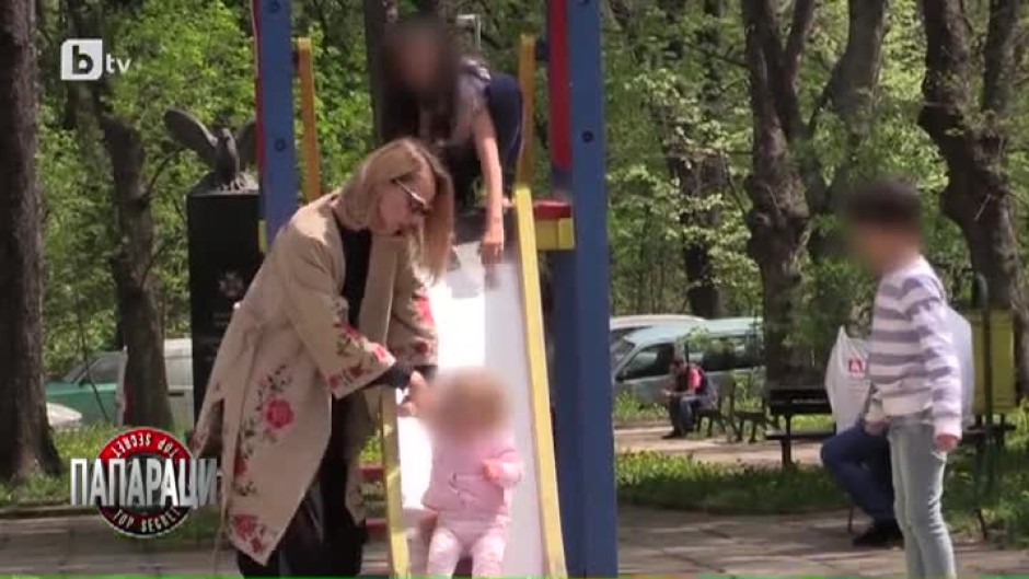 На детската площадка с Ирена Милянкова