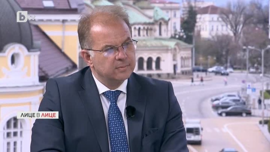 Радомир Чолаков: От днес започват грешките на новото мнозинство