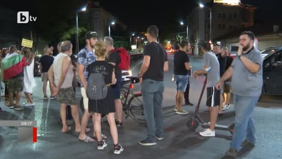 Изненадваща блокада на ключово място снощи в Пловдив