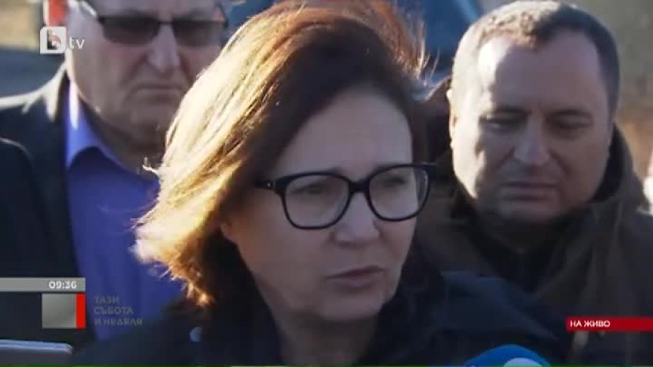 Румяна Бъчварова: Има усложняване на обстановката, изтичане на газ от две цистерни