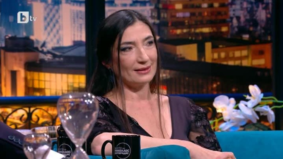 Актрисата Снежина Петрова за проекта си "Медея" и специалната награда "Икар"