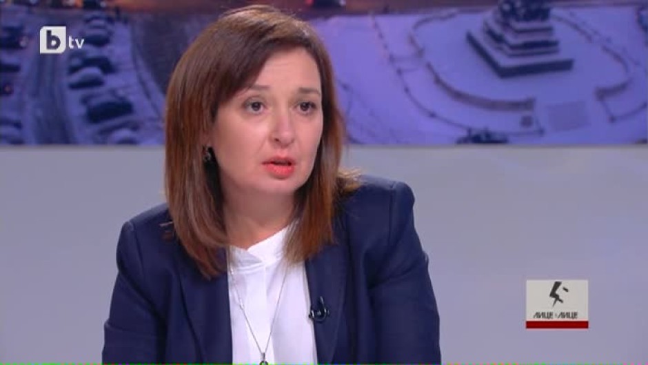 Зорница Русинова: Помощта за Хитрино няма да е унифицирана, защото нуждата на всяко семейство е различна