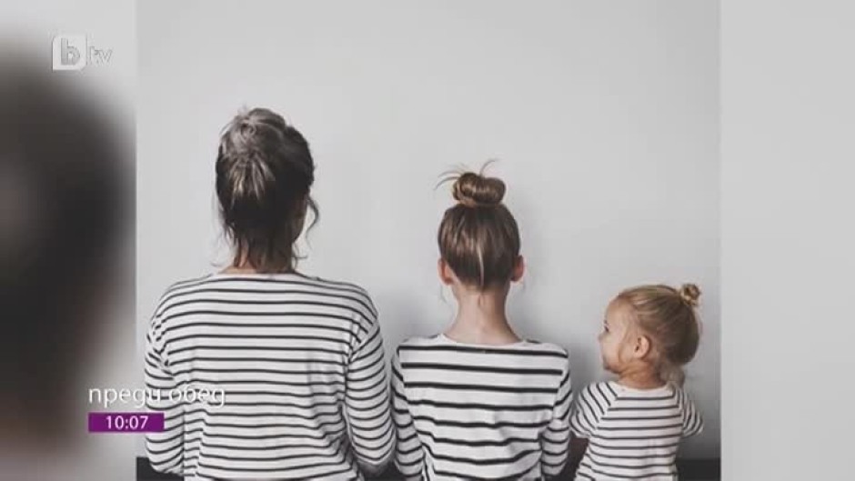 Как една майка и двете ѝ дъщери се превърнаха в интернет сензация