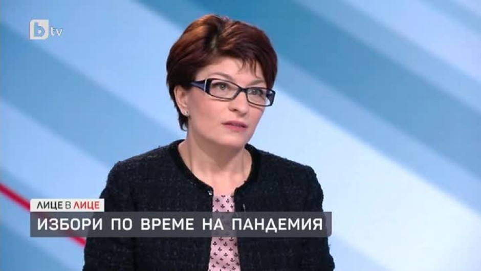 Десислава Атанасова: Някой сякаш забрани на президента да говори за първата възможна дата за изборите – 28 март