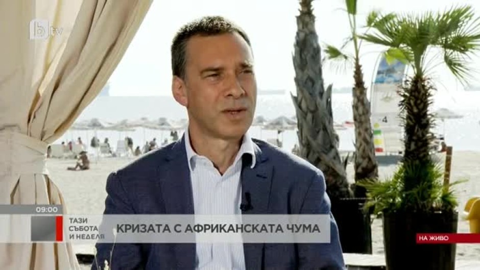 Димитър Николов, кмет на Бургас: Има лек спад на туристи спрямо 2018 година